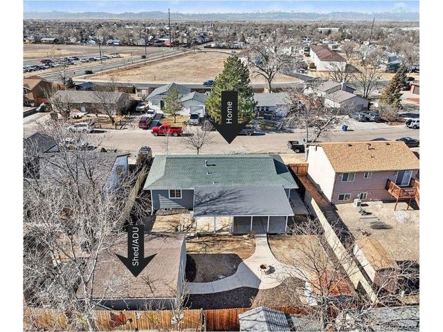 908 Applewood Ct, Fort Lupton, CO 80621