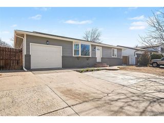 908 Applewood Ct, Fort Lupton, CO 80621