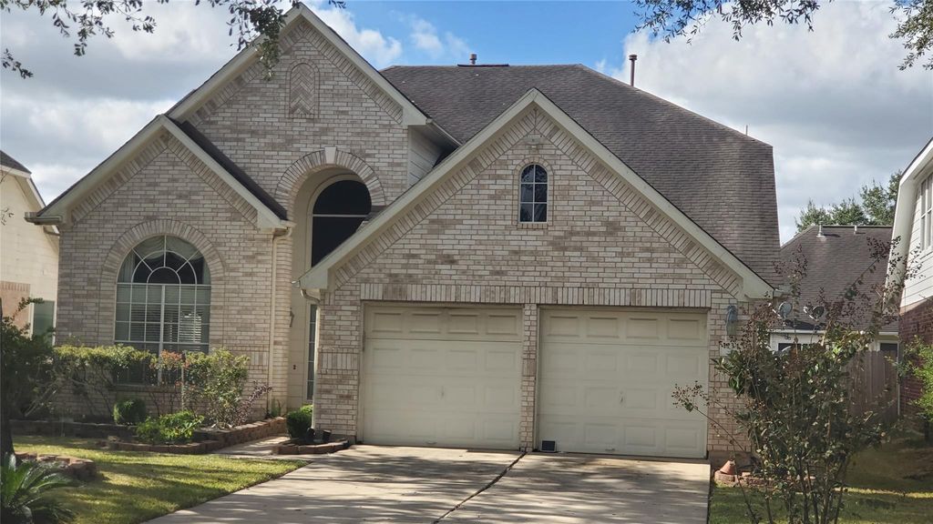 1134 Oxford Mills Lane, Sugar Land, TX 77479