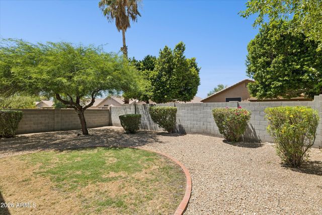 826 E POTTER Drive, Phoenix, AZ 85024
