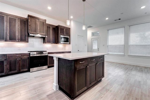 11134 Plateau Oak Drive, Cypress, TX 77433