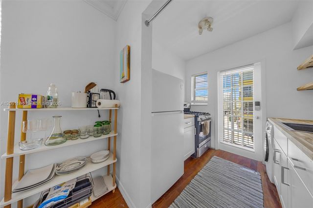 901 Meridian Ave 207, Miami Beach, FL 33139