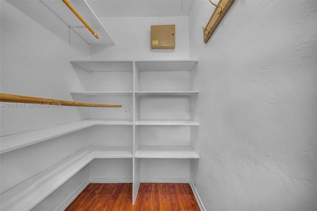 901 Meridian Ave 207, Miami Beach, FL 33139