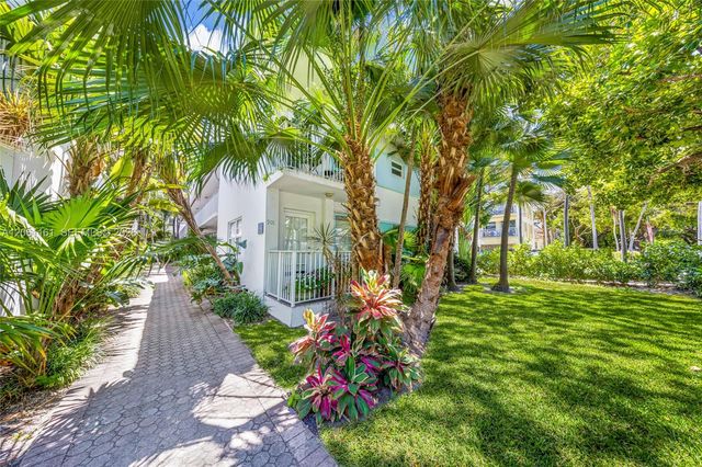 901 Meridian Ave 207, Miami Beach, FL 33139