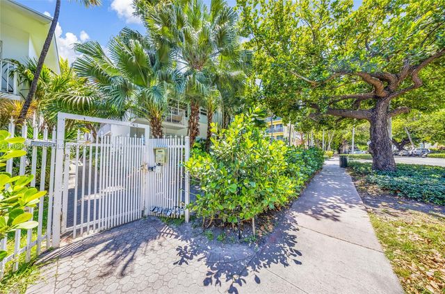 901 Meridian Ave 207, Miami Beach, FL 33139