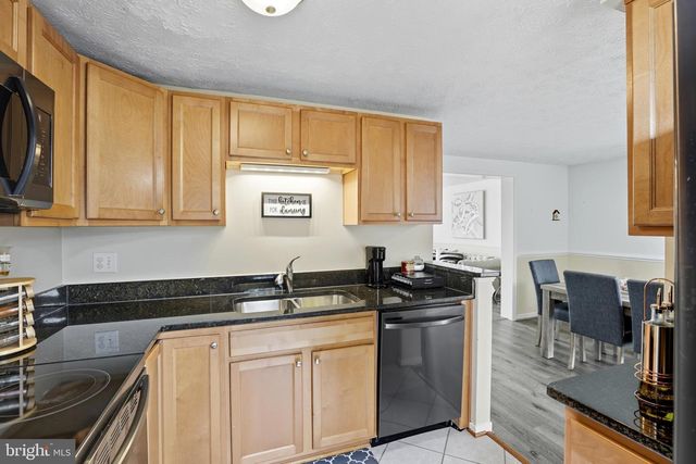 1204 CONEWAGO DR, Frederick, MD 21702