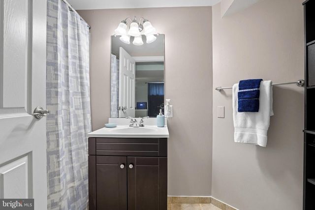 1204 CONEWAGO DR, Frederick, MD 21702