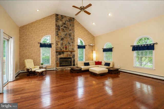 181 BERKLEY AVE, Belle Mead, NJ 08502