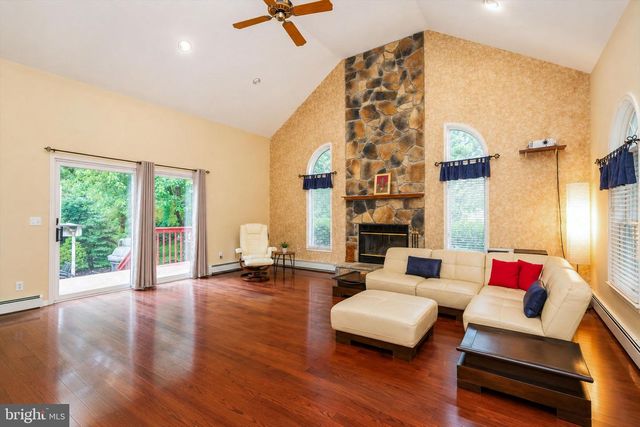 181 BERKLEY AVE, Belle Mead, NJ 08502