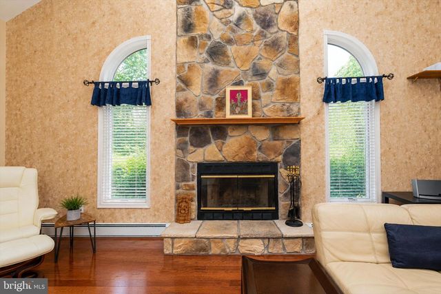 181 BERKLEY AVE, Belle Mead, NJ 08502