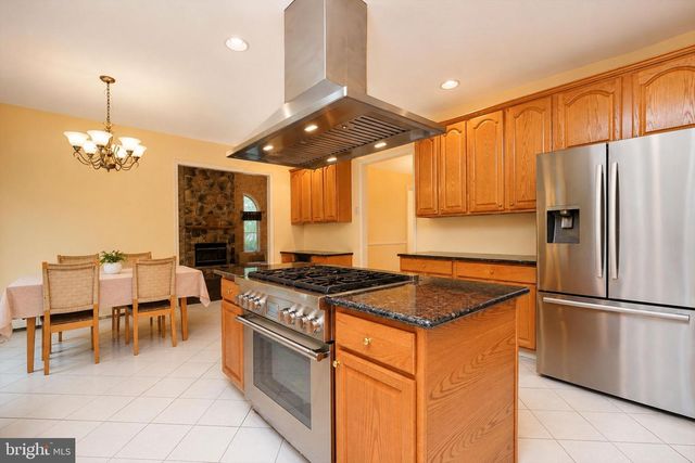 181 BERKLEY AVE, Belle Mead, NJ 08502