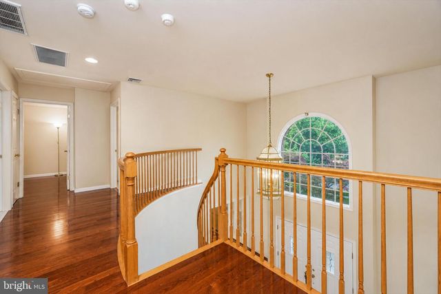 181 BERKLEY AVE, Belle Mead, NJ 08502