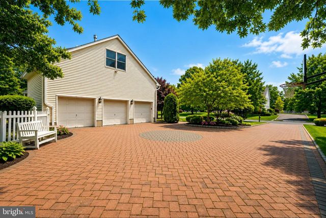 181 BERKLEY AVE, Belle Mead, NJ 08502