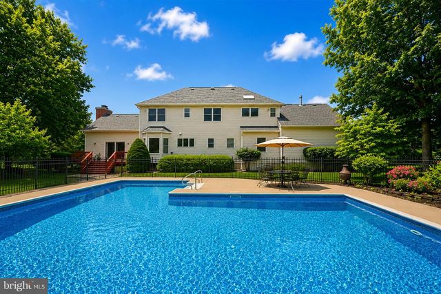 181 BERKLEY AVE, Belle Mead, NJ 08502