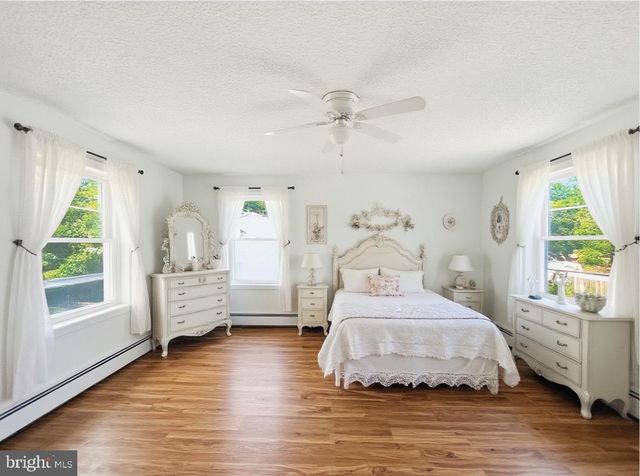 113 JAYNES AVE, Island Heights, NJ 08732