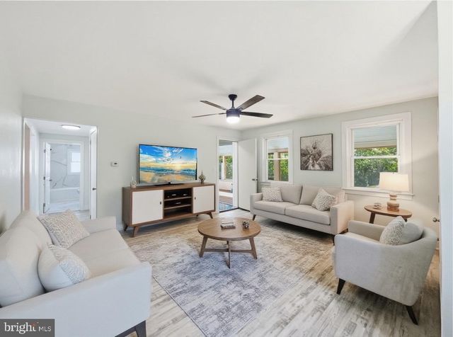 113 JAYNES AVE, Island Heights, NJ 08732