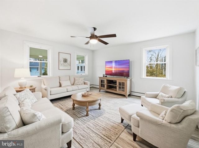 113 JAYNES AVE, Island Heights, NJ 08732