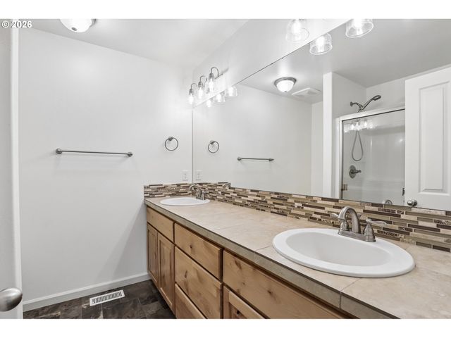 146 Nw 76TH St, Vancouver, WA 98665
