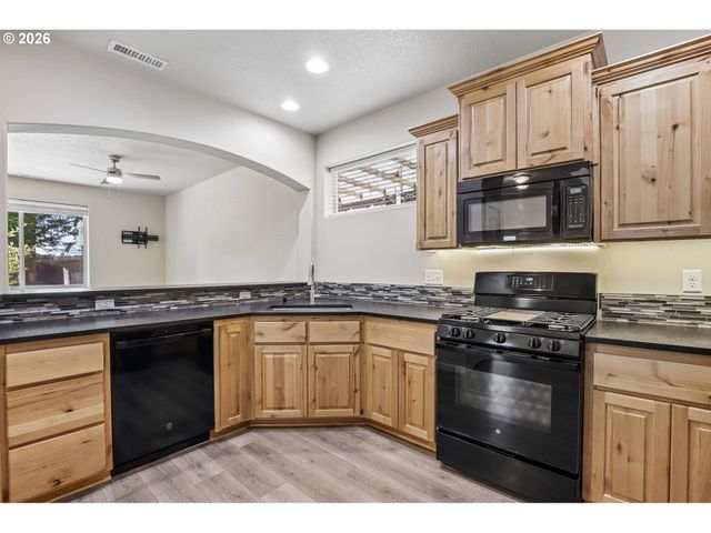 146 Nw 76TH St, Vancouver, WA 98665