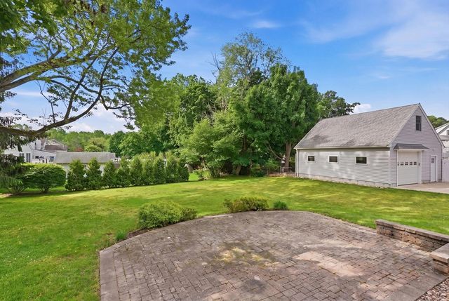 27 Stanton Street, Rockland, MA 02370
