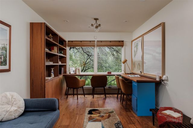 6700 Lakewood DR, Austin, TX 78731