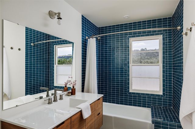 6700 Lakewood DR, Austin, TX 78731