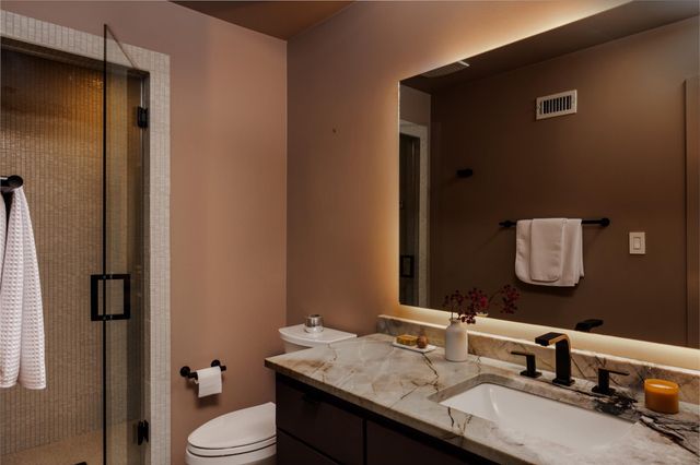 6700 Lakewood DR, Austin, TX 78731