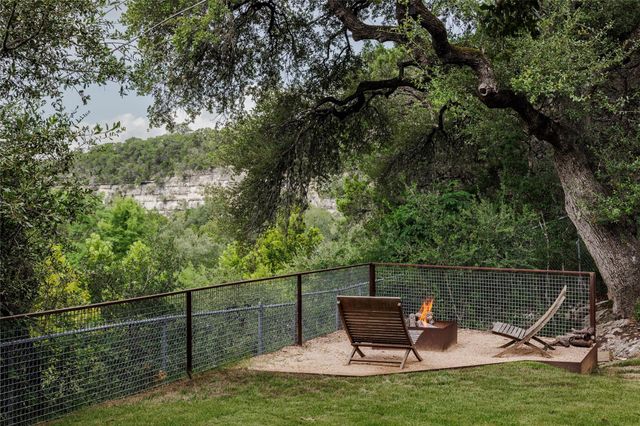 6700 Lakewood DR, Austin, TX 78731