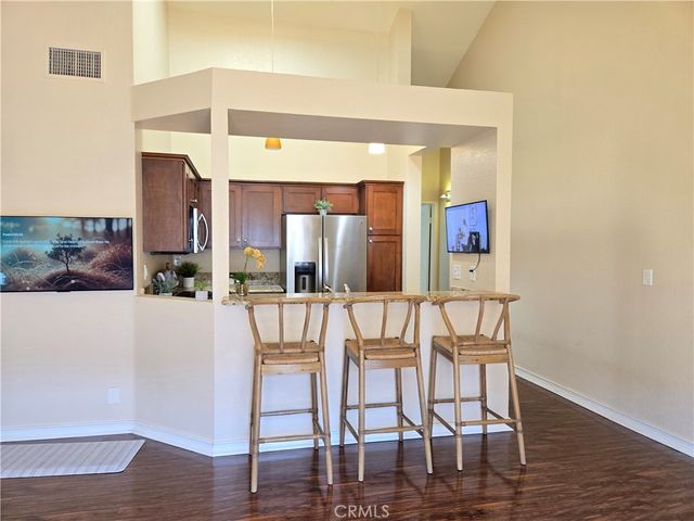 547 E Hazel Street 12, Inglewood, CA 90302