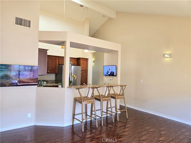 547 E Hazel Street 12, Inglewood, CA 90302