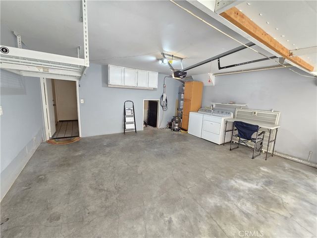 547 E Hazel Street 12, Inglewood, CA 90302