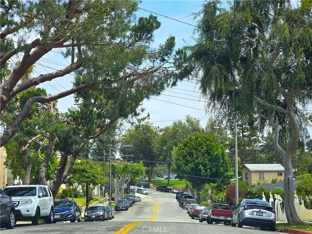 547 E Hazel Street 12, Inglewood, CA 90302