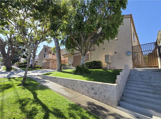 547 E Hazel Street 12, Inglewood, CA 90302