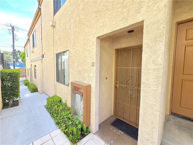547 E Hazel Street 12, Inglewood, CA 90302