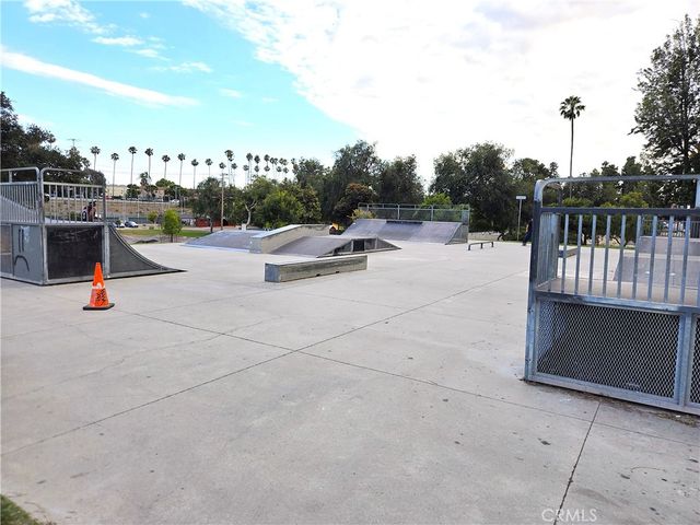 547 E Hazel Street 12, Inglewood, CA 90302