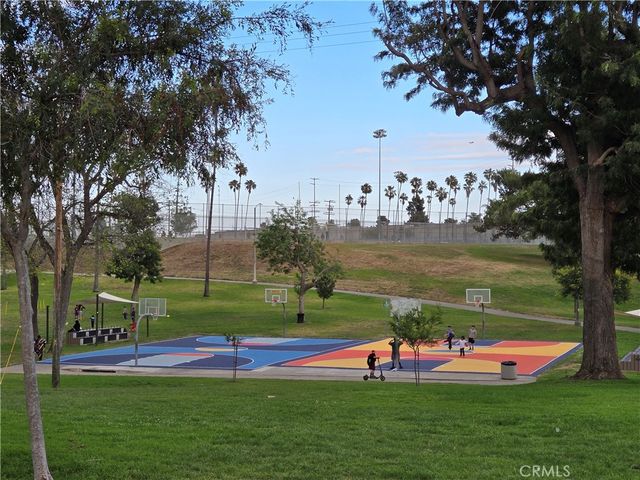 547 E Hazel Street 12, Inglewood, CA 90302