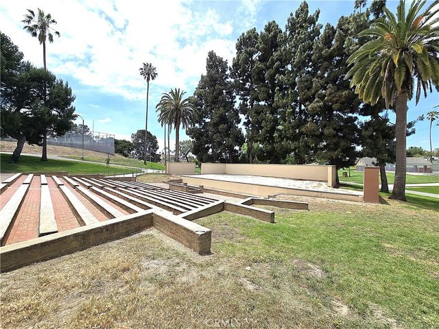 547 E Hazel Street 12, Inglewood, CA 90302