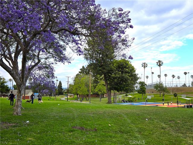 547 E Hazel Street 12, Inglewood, CA 90302