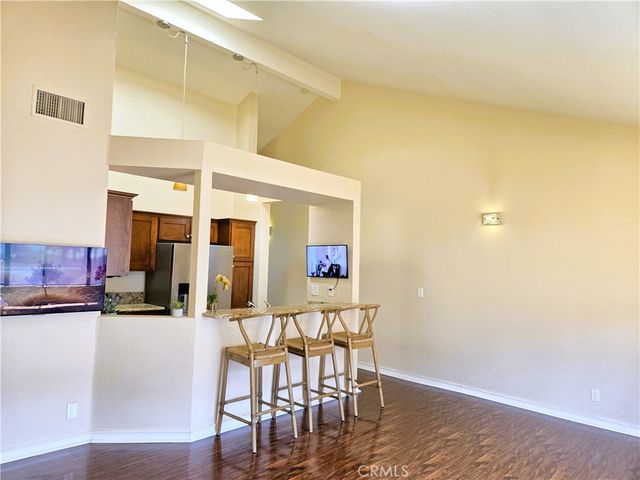 547 E Hazel Street 12, Inglewood, CA 90302