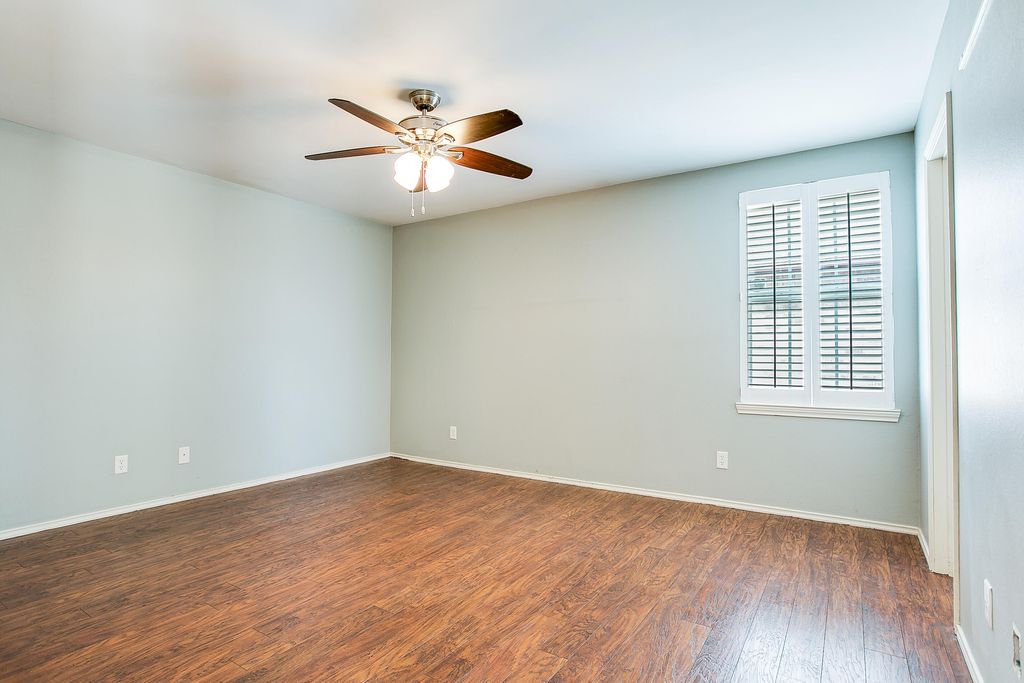Image 15 of property listing at 1204 George Lane, San Angelo, TX 76905