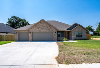 177 N Antelope Avenue, Farmington, AR 72730
