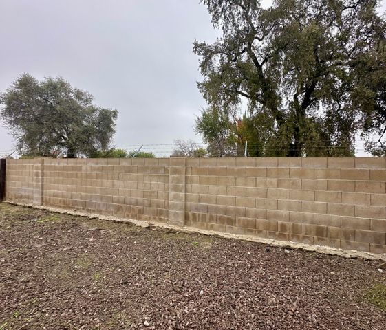 720 E Worth Avenue 82, Porterville, CA 93257