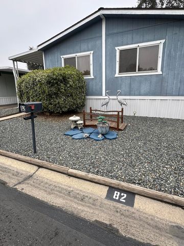 720 E Worth Avenue 82, Porterville, CA 93257