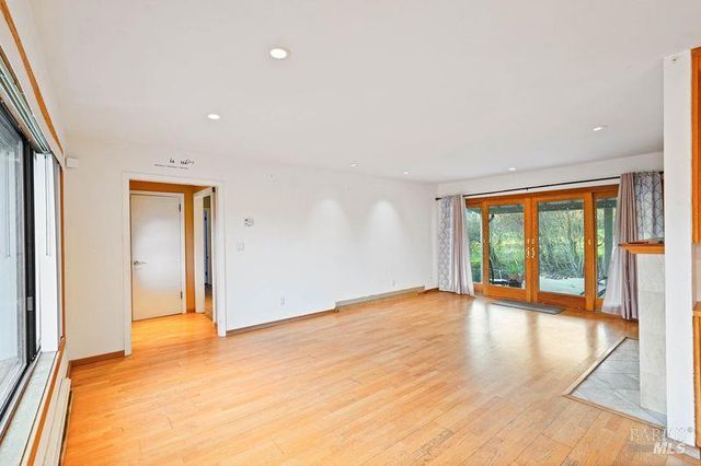 5823 CA-12 Hwy, Santa Rosa, CA 95409