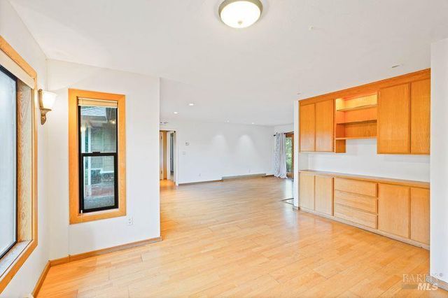 5823 CA-12 Hwy, Santa Rosa, CA 95409