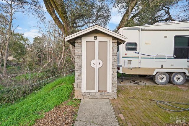 5823 CA-12 Hwy, Santa Rosa, CA 95409