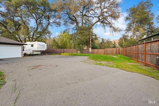 5823 CA-12 Hwy, Santa Rosa, CA 95409