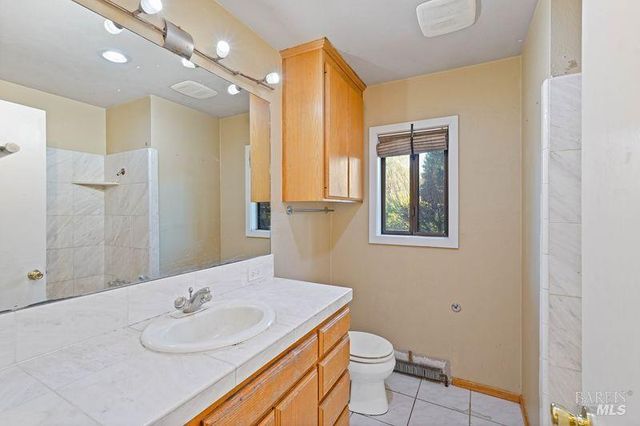 5823 CA-12 Hwy, Santa Rosa, CA 95409