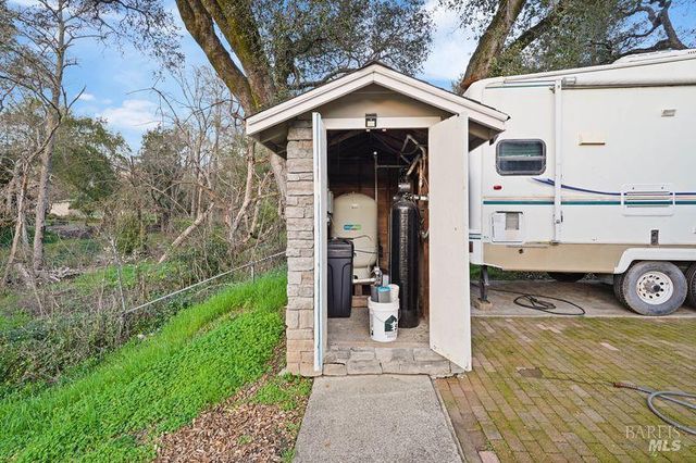 5823 CA-12 Hwy, Santa Rosa, CA 95409