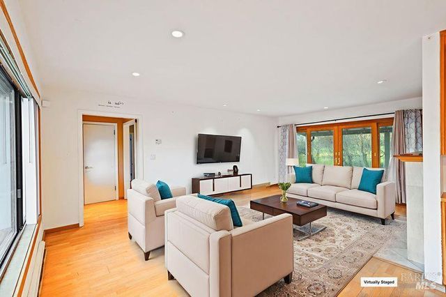 5823 CA-12 Hwy, Santa Rosa, CA 95409